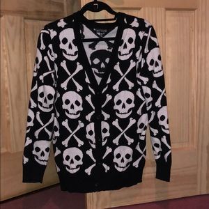 Sweater With Skulls